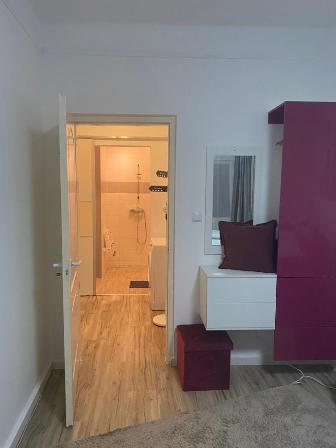 Tatra Apartment By The Danube Fully Accessible ブダペスト エクステリア 写真